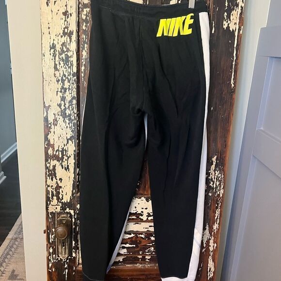 Nike black label Big swoosh multi color women’s comfy sweatpants. Size small. - Picture 2 of 9